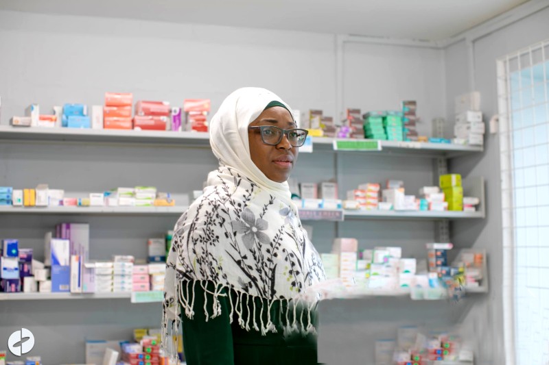 pharmacy-exprezz-chief-pharmacist-800