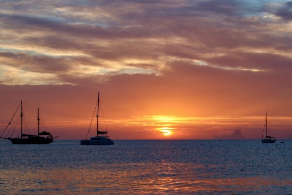 PCS Wellbeing - Balearic sunsets tour